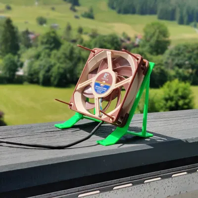 Giá đỡ quạt để bàn tùy chỉnh cho mùa hè nóng bức