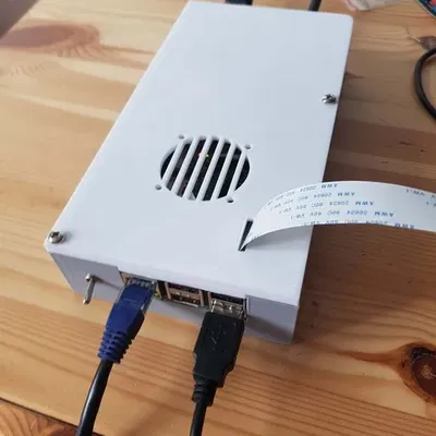 Hộp OctoPi với nguồn điện 5V và relay cho Raspberry Pi