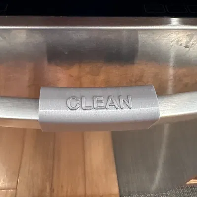 Biển báo dán tay cầm máy rửa chén cho đĩa sạch