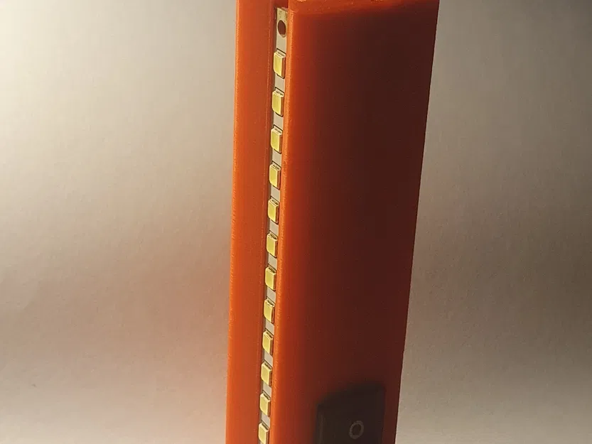 Đèn pin LED sạc Type-C với độ sáng cao - Image 1