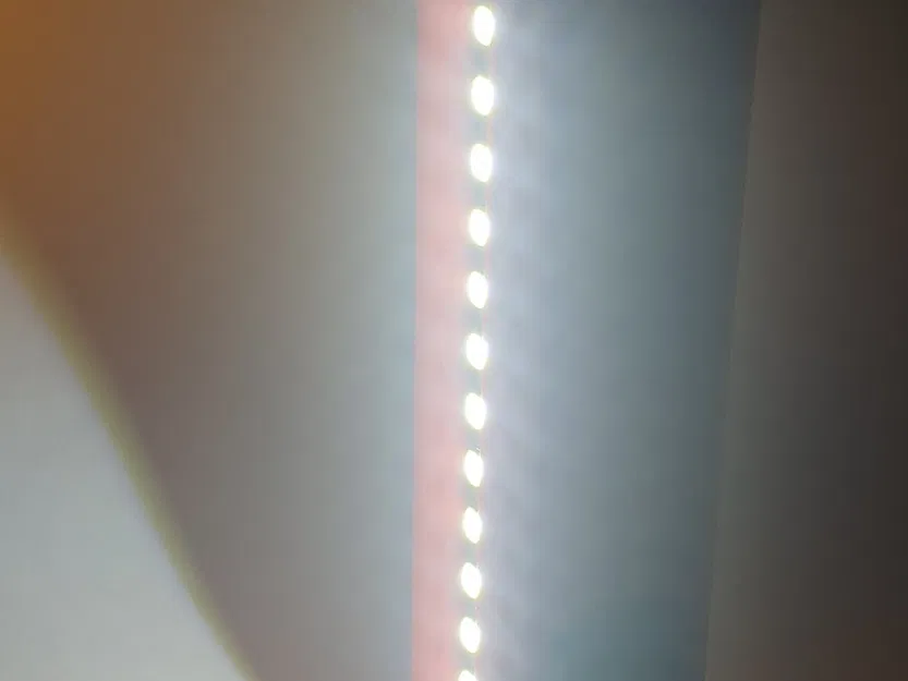 Đèn pin LED sạc Type-C với độ sáng cao - Image 2