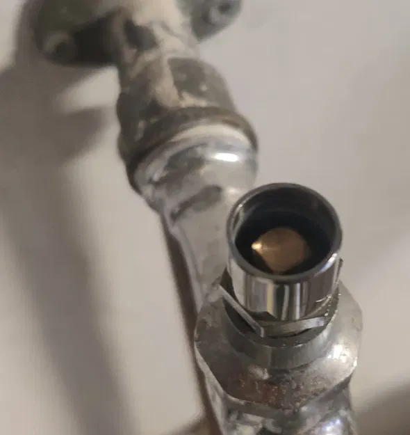 Khóa vuông 6.1mm cho vòi nước - Image 2