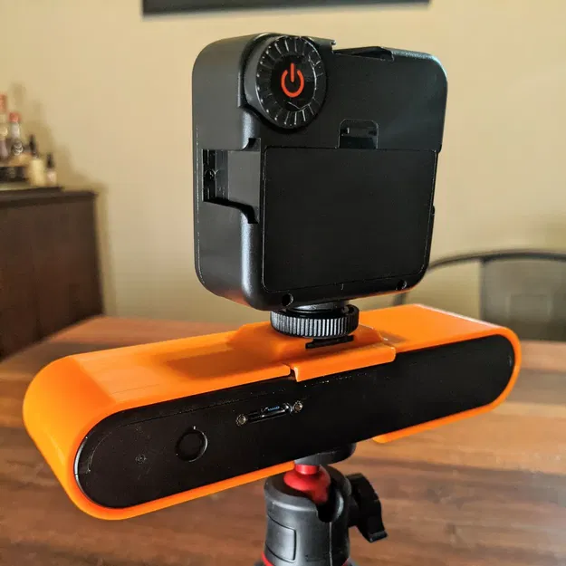 Hộp đựng Revopoint POP 1 & POP 2 với chân đế LED - Image 2