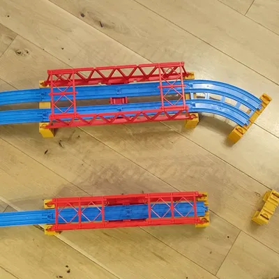 Cầu cảng Plarail cho đường ray đơn và đôi