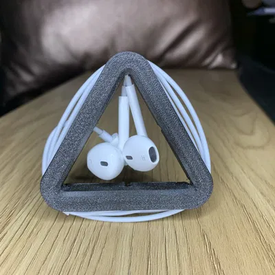 Giá đỡ dây tai nghe tiện lợi