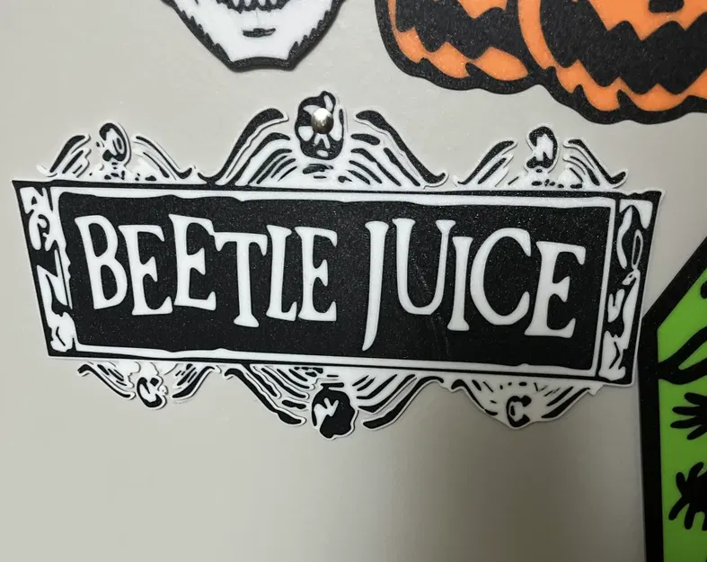 Biểu tượng mặt phim Beetlejuice với thiết kế độc đáo - Image 1