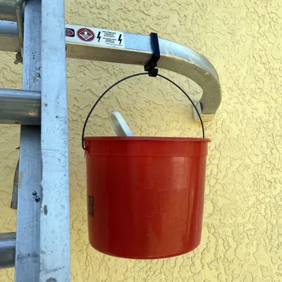 Móc treo tiện ích cho bậc thang và thanh ổn định