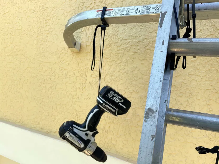 Móc treo tiện ích cho bậc thang và thanh ổn định - Image 4