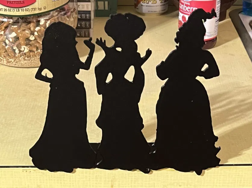 Silhouette của chị em nhà Sanderson trong Hocus Pocus - Image 2