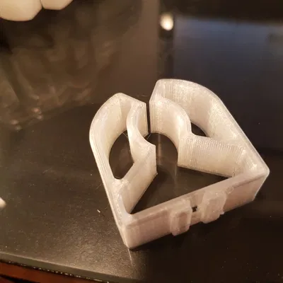 Kẹp nhựa áp suất cho thanh RV trong xe kéo Jayco