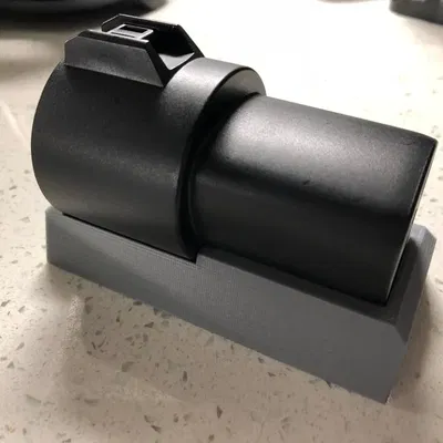 Giá đỡ cho bộ chuyển đổi J1772 của Tesla