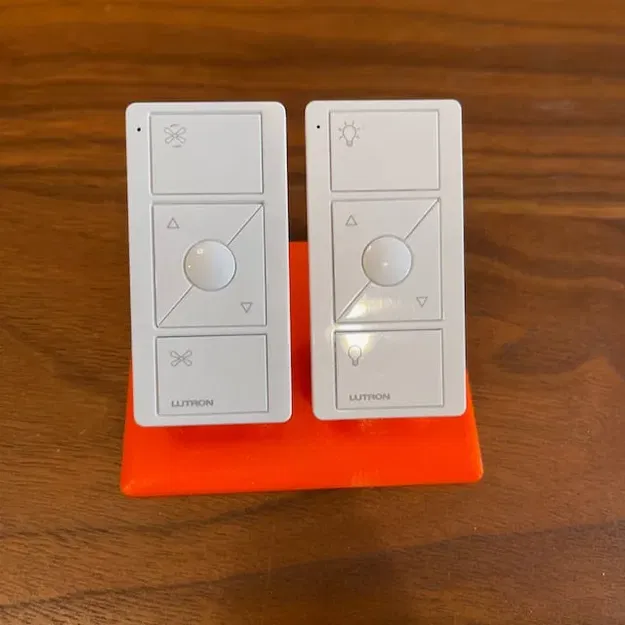 Giá đỡ điều khiển từ xa Lutron Caseta Pico đa năng - Image 4