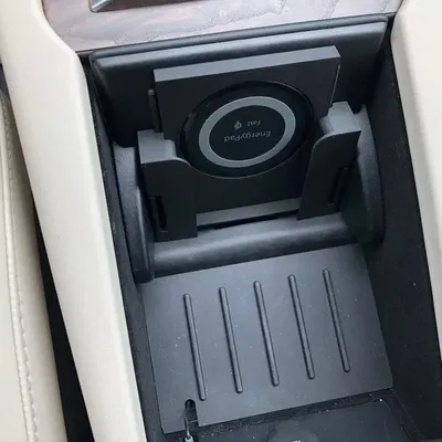 Đế sạc Qi cho điện thoại Tesla thiết kế riêng cho iPhone 12