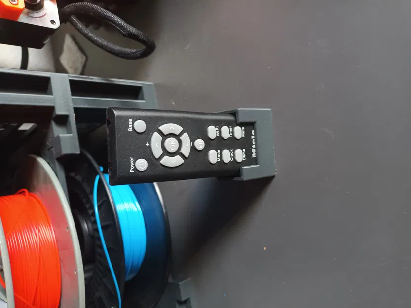 Giá đỡ điều khiển từ xa cho robot hút bụi Miele Scout RX2 - Image 1