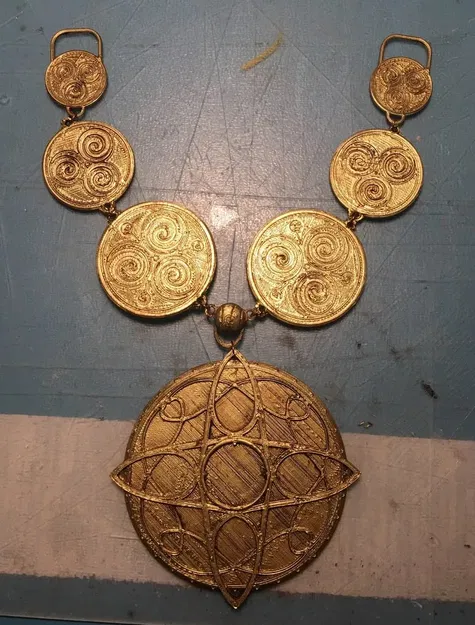 Bùa hộ mệnh Mara từ Skyrim - Image 1