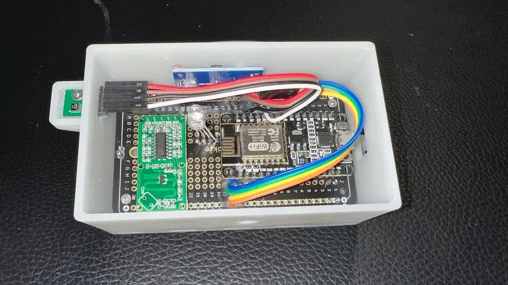 Hộp đa cảm biến cho dự án điện tử - Image 1