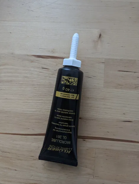 Ứng dụng bôi trơn Klüber Microlube GL 261 (tuýp 40g) LM8UU - Image 1