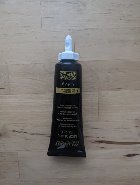 Ứng dụng bôi trơn Klüber Microlube GL 261 (tuýp 40g) LM8UU - Image 3