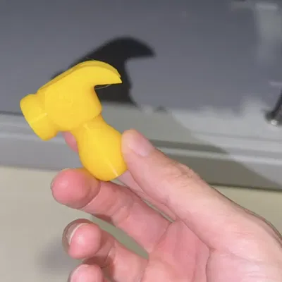 Búa và liềm mini dễ thương cho trẻ em