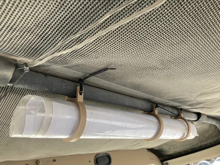 Giá đỡ bản đồ đơn giản cho HMMWV - Image 1