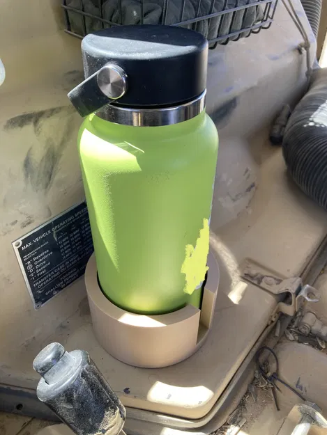 Giá đỡ bình nước Hydroflask 32oz và cốc cà phê Yeti - Image 2