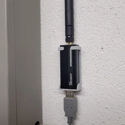 Giá đỡ gắn tường cho Dongle Sonoff Zigbee 3.0