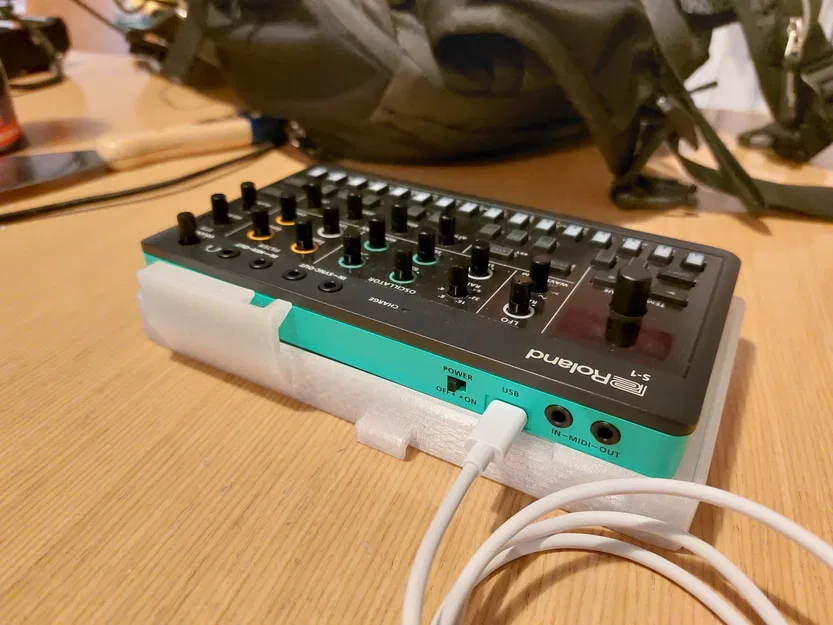 Hộp vận chuyển cho synthesizer Roland AIRA S-1 - Image 3