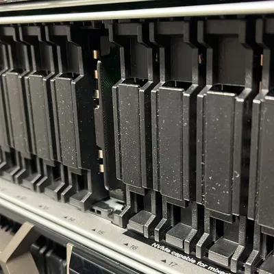 Giá đỡ ổ cứng 2.5" cho máy chủ Dell PowerEdge