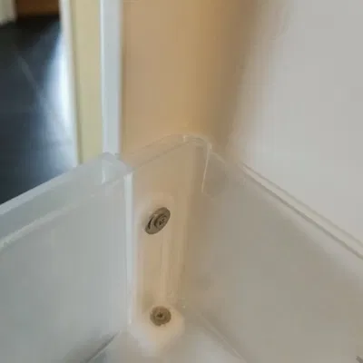 Giá đỡ cửa tủ lạnh Siemens sửa chữa đơn giản