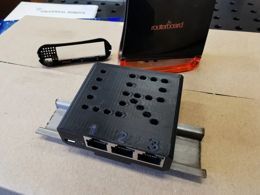 Vỏ DIN rail cho Mikrotik RB931m 2nD (hAP mini) - Image 1