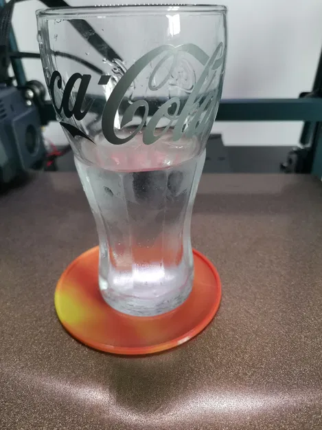 Đế ly đổi màu đơn giản bằng kính - Image 1