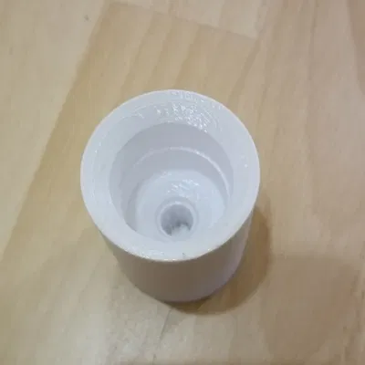 Giá đỡ chai Sriracha kiểu ngược cho bếp nhà bạn