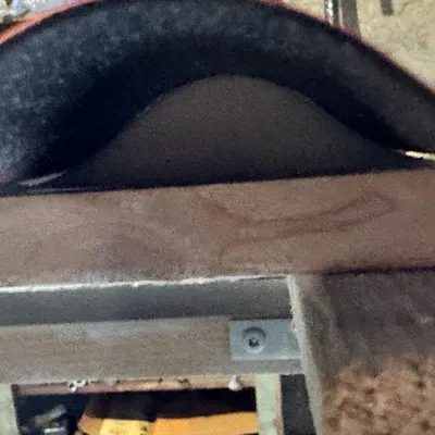 Giá đỡ mái tôn sóng nhỏ 76/18 cho cửa hàng DIY