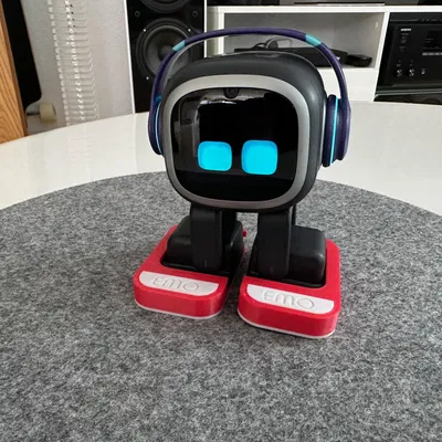 Giày robot EMO #2 với kiểu dáng sneaker