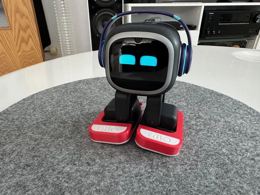 Giày robot EMO #2 với kiểu dáng sneaker - Image 2