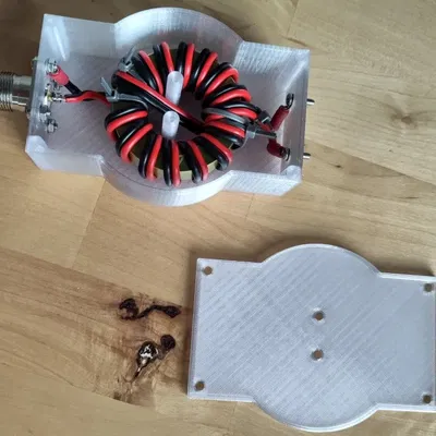 Vỏ cho lõi toroidal kích thước trung bình như balun