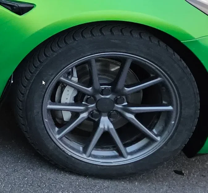 Nắp trung tâm và nắp ốc cho Tesla Model 3 - Image 1