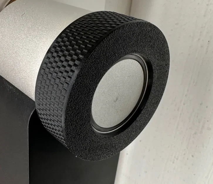 Vỏ khóa cửa tự động Nuki giúp dễ dàng hơn khi xoay - Image 1