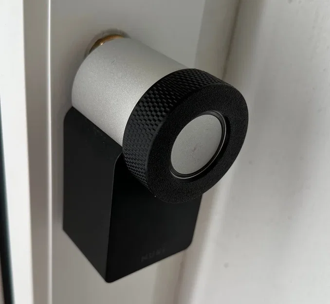 Vỏ khóa cửa tự động Nuki giúp dễ dàng hơn khi xoay - Image 3