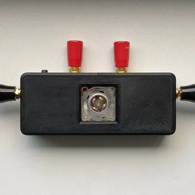 Bìa trước Walksnail VRX với cổng SMA hai bên