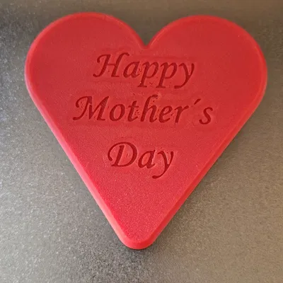 Hộp quà hình trái tim chúc mừng Ngày của Mẹ