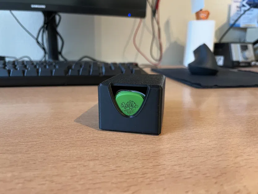 Giá đỡ nhặt đàn guitar nhỏ gọn cho bàn làm việc - Image 2