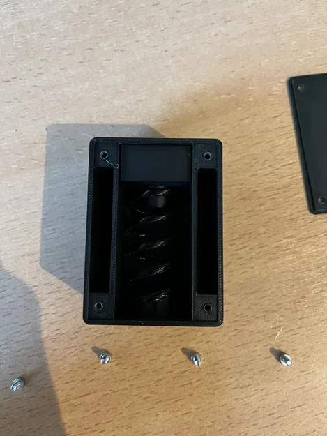 Giá đỡ nhặt đàn guitar nhỏ gọn cho bàn làm việc - Image 6