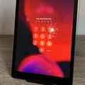 Giá đỡ điện thoại và máy tính bảng gập lại để bàn - Thumbnail 2