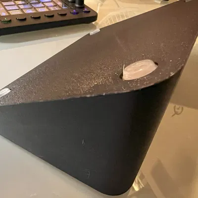 Đế chắc chắn 30º cho Loupedeck Live