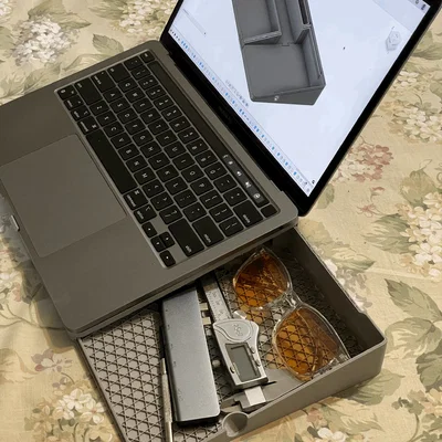 Giá đỡ máy tính cho MacBook Pro 13" với ngăn kéo tiện lợi