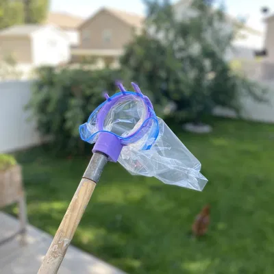 Công cụ hái trái cây với kẹp gắn tay cầm sơn dài