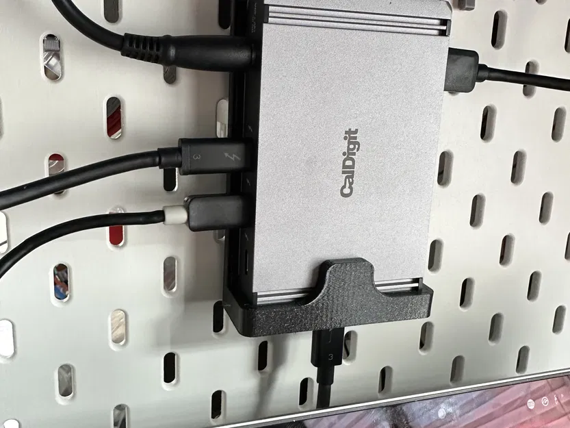 Giá đỡ Skadis cho Hub Caldigit ThunderBolt 4 - Image 1
