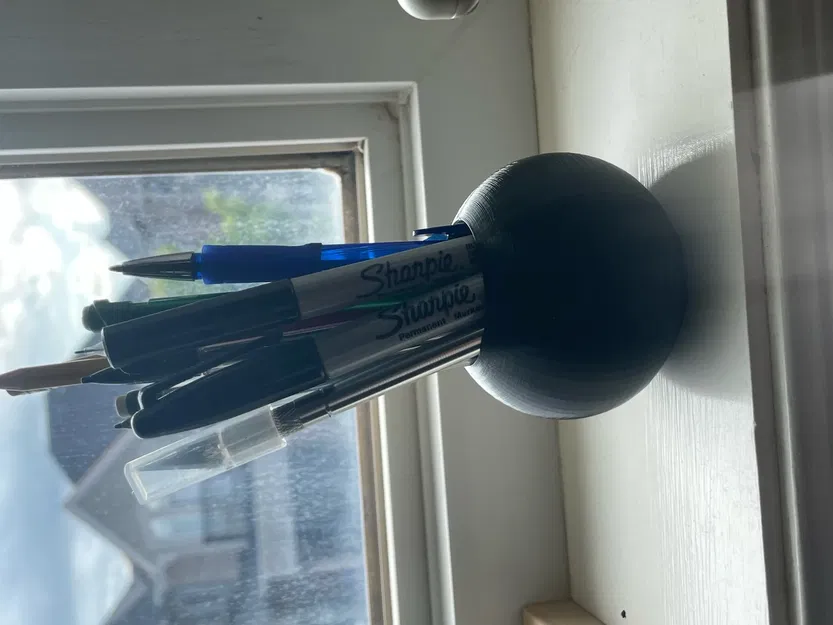 Giá đỡ văn phòng phẩm hình cầu nhỏ gọn - Image 1