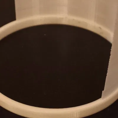 Mái che đèn bàn điều chỉnh ánh sáng cho mắt